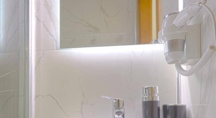 Kartal Palace Taksim Square Family Hotel Istanbul Eksteriør bilde